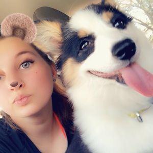 Meet your Posher, Jade